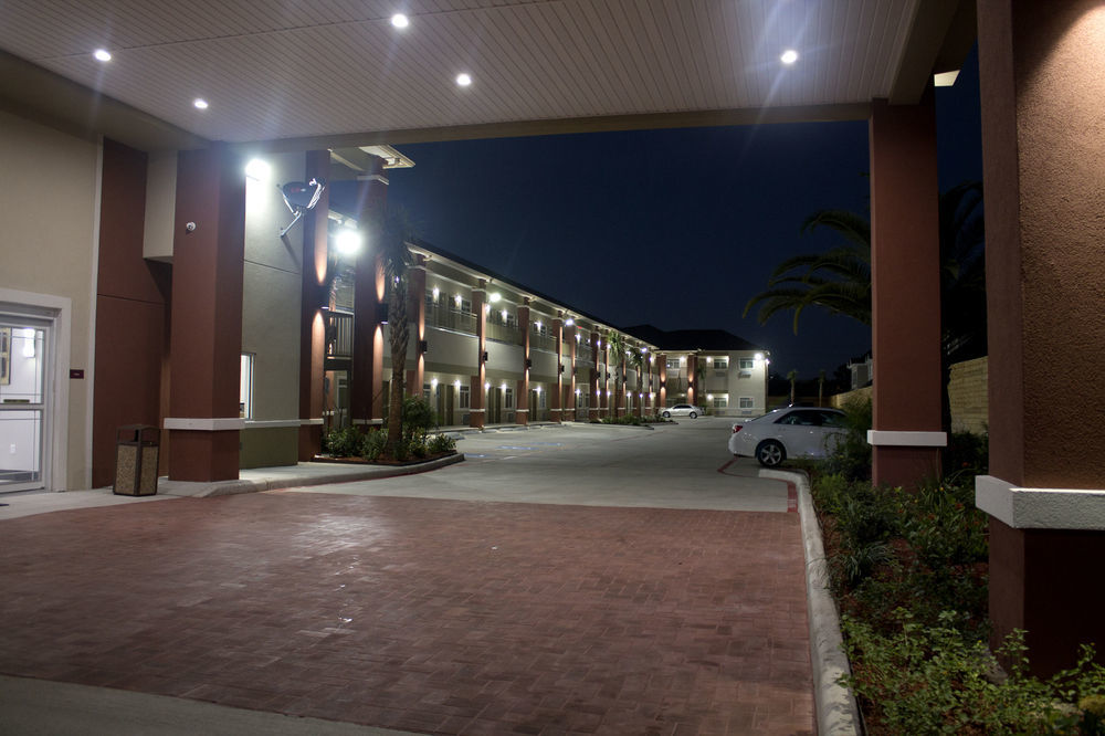 Grand Villa Inn & Suites Chinatown 休斯敦 外观 照片